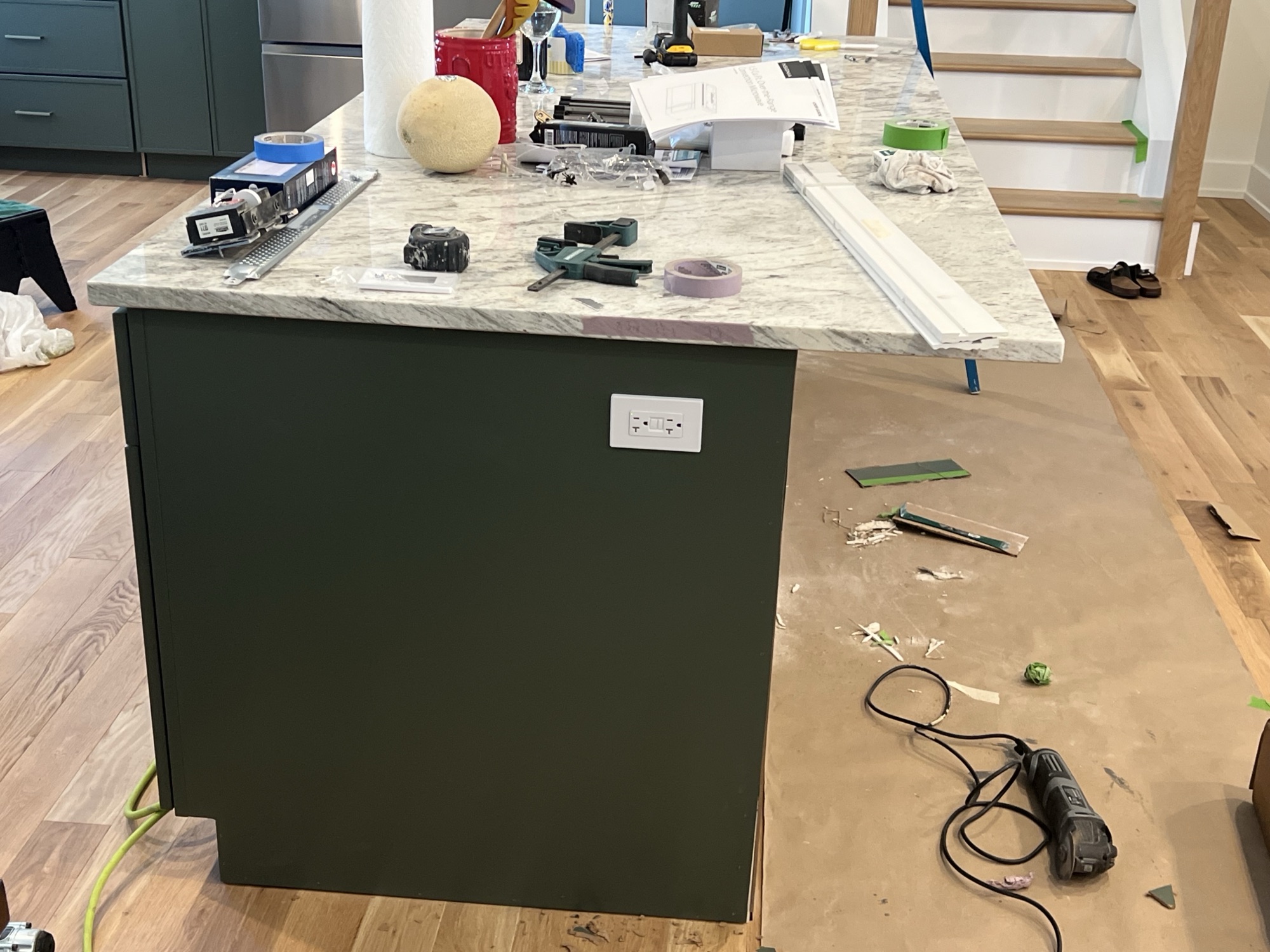 Green island marble waterfall countertop